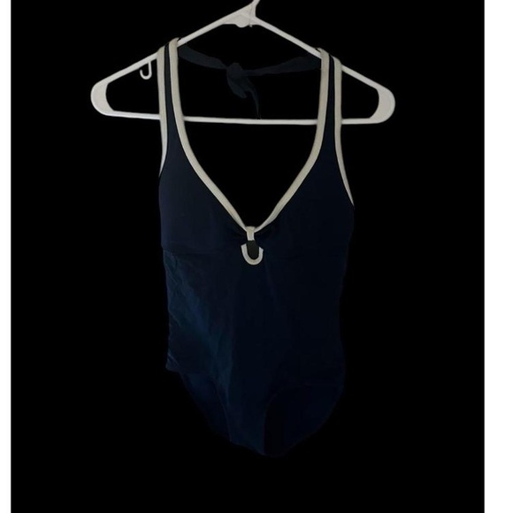 Bathing Suit - Picture 3 of 4